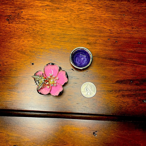 Russian Imperial Buttercup Bee Box - Picture 8 of 10